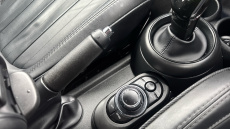 MINI Hatchback 2.0 Cooper S Exclusive 5dr Auto [Comfort/Nav Pack] Petrol Hatchback